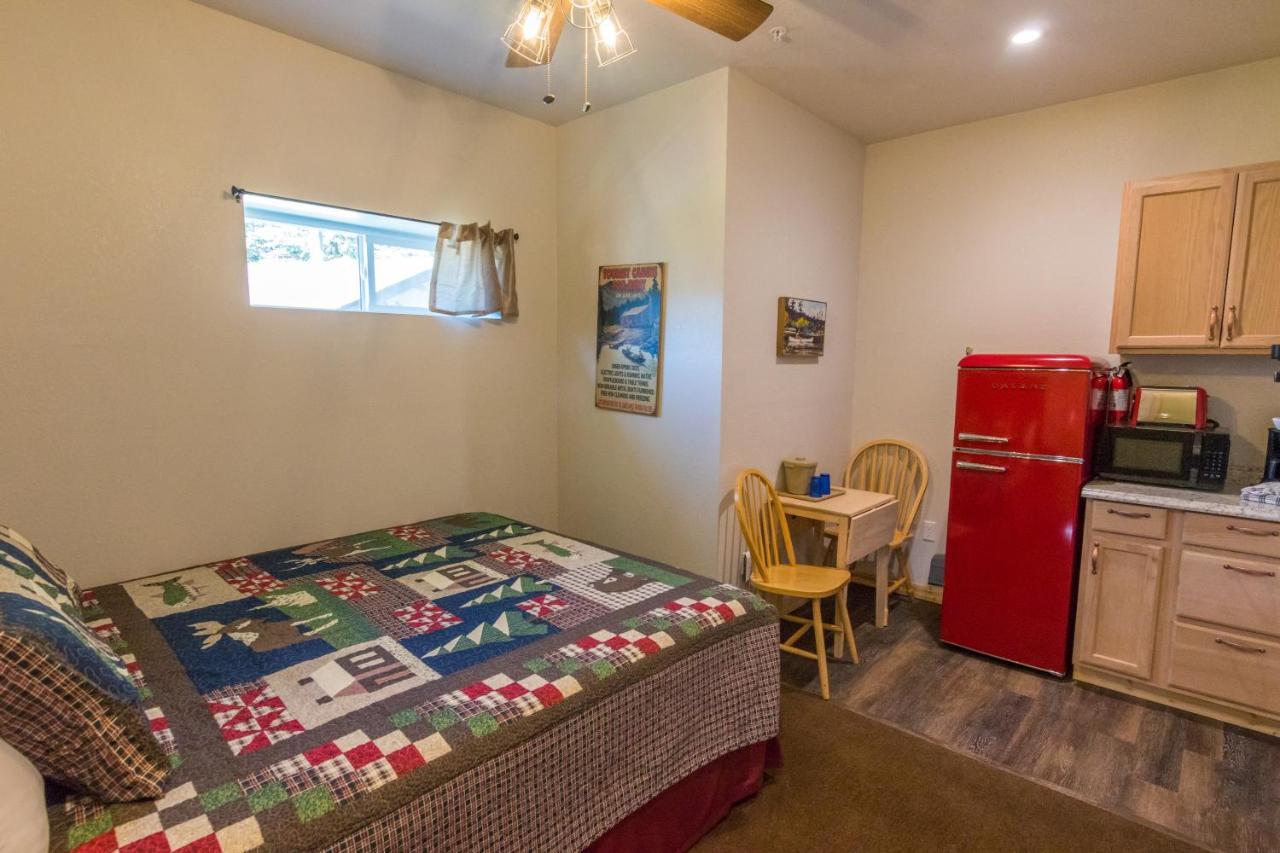 June Lake Motel Dış mekan fotoğraf